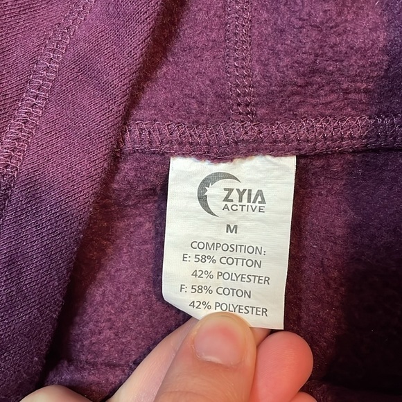 Zyia Active Purple Hoodie Size Medium - Picture 2 of 5